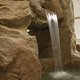 Водопад в аквапарке из легких скал